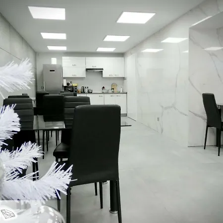 בית אירוח Diament